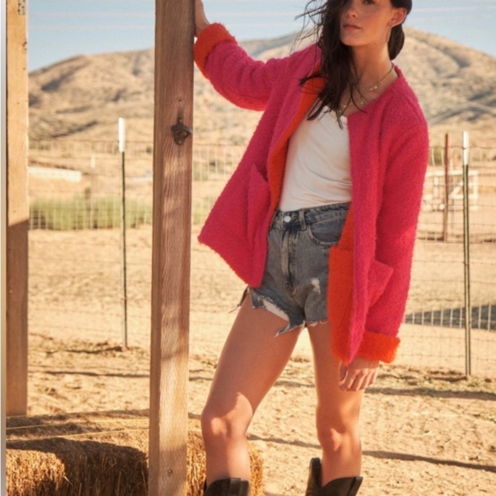 Reversible Color Block Fuzzy Jacket with Front Pockets - Picture 1 of 6